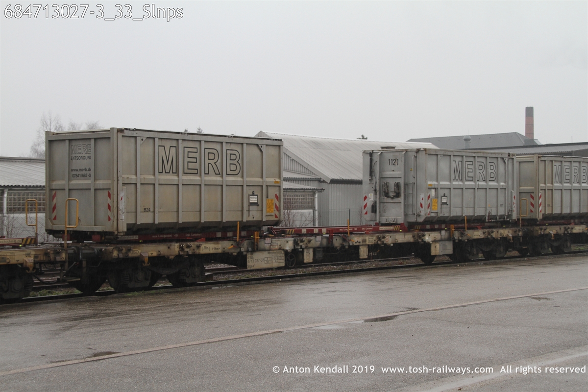 684713027-3_33_Slnps.JPG